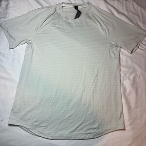 lululemon athletica Light Green Short Sleeve Tee